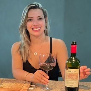 Meet your Posher, Ângela